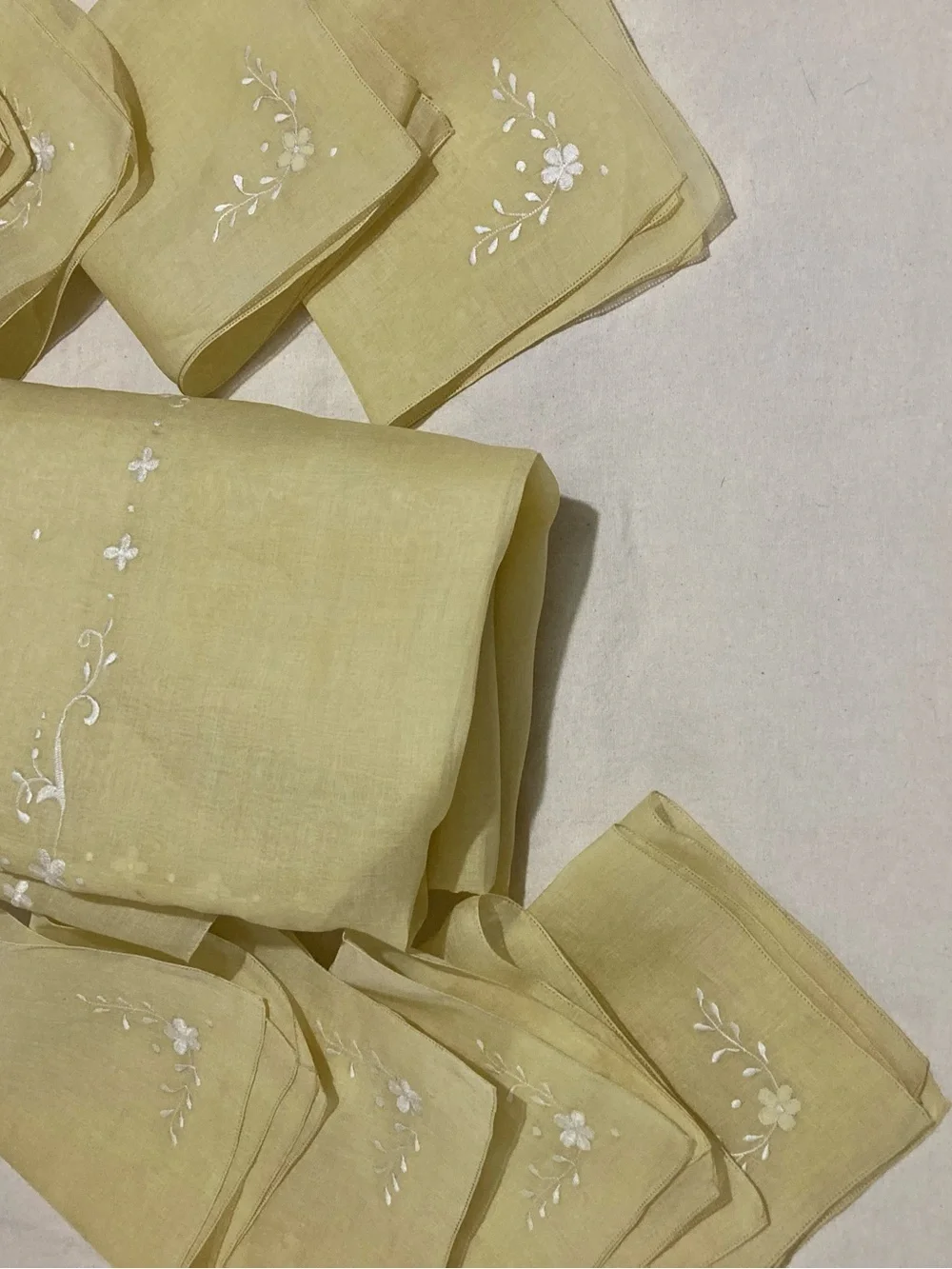 Butter Cream Embroidered Sheer Tablecloth /Napkins - Set of 8